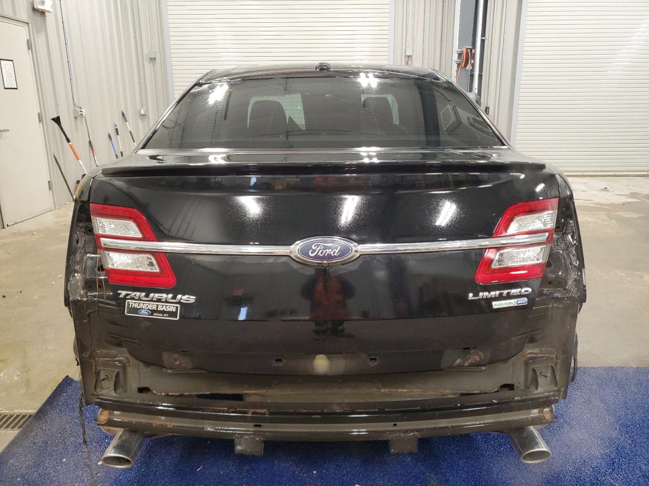 1FAHP2J82HG124570 FORD TAURUS 2017