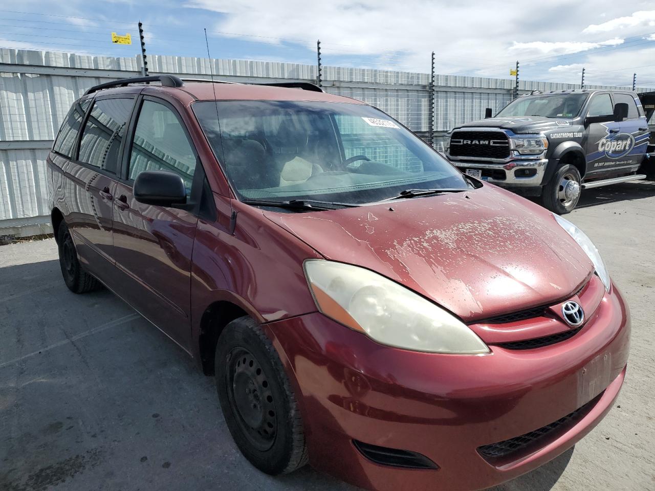 2009 Toyota Sienna - Image 4