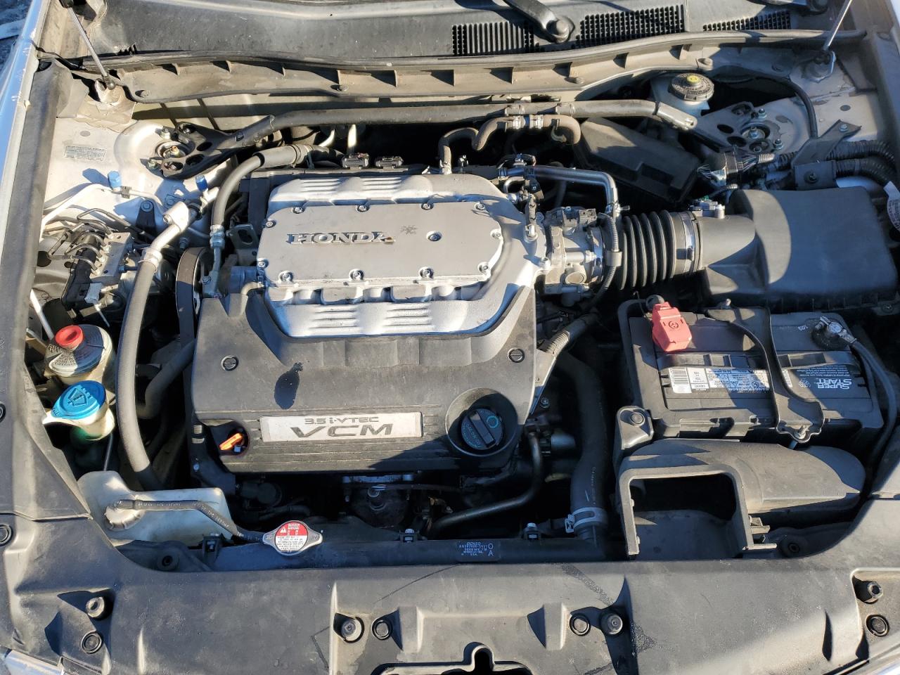 2010 Honda Accord - Image 11
