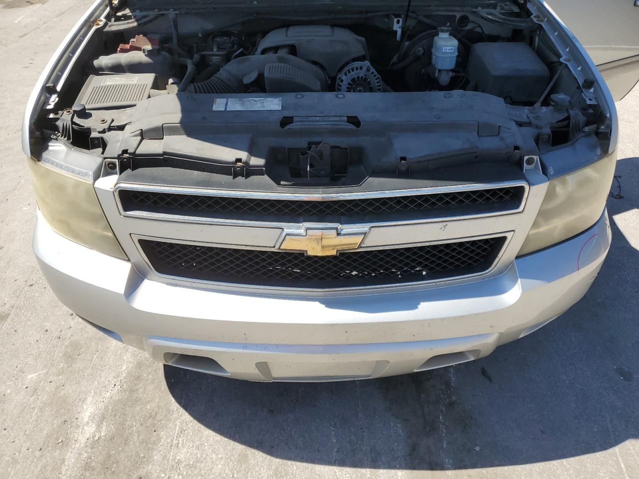 2011 Chevrolet Tahoe - Image 12