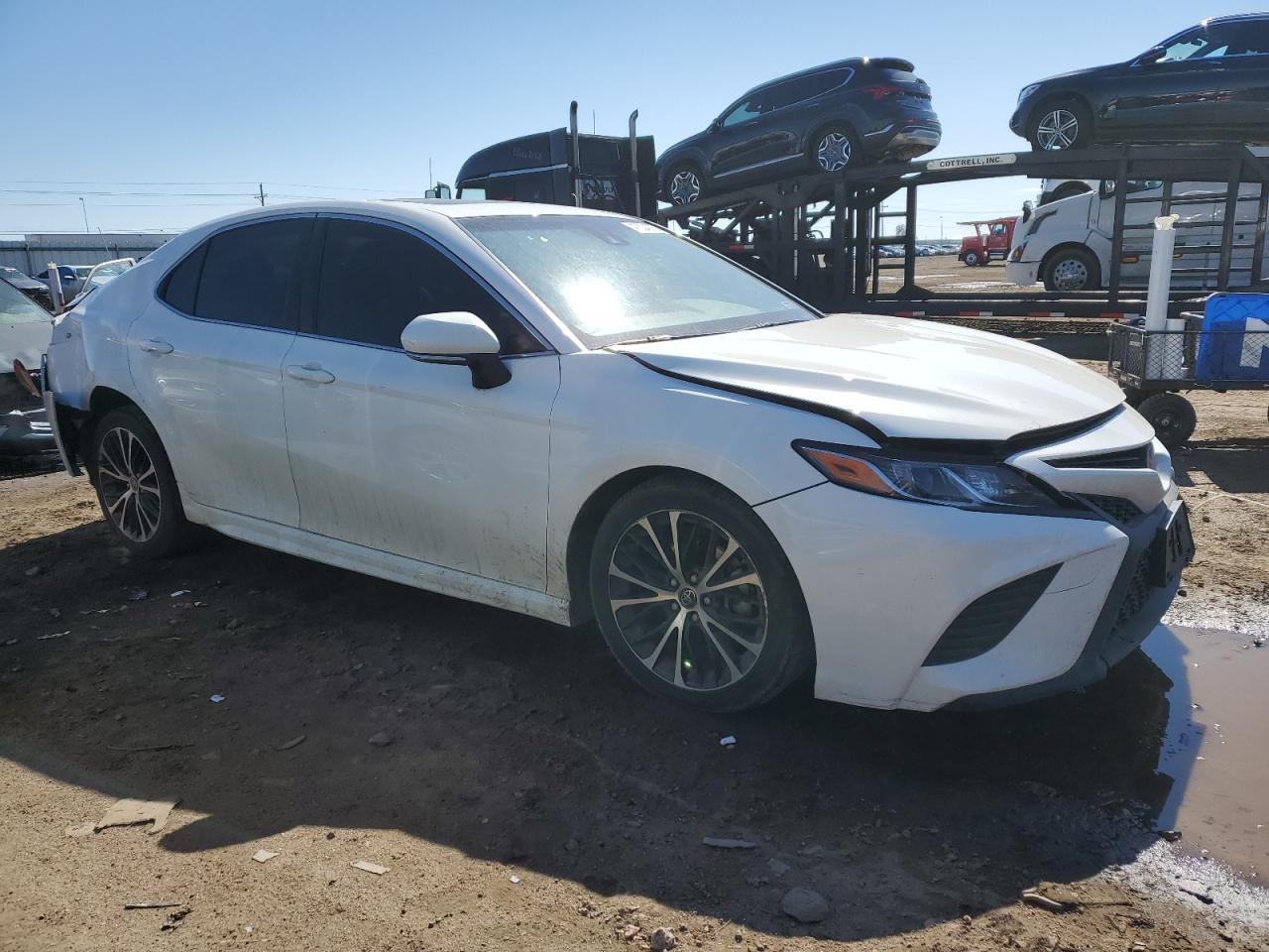 2018 Toyota Camry - Image 4