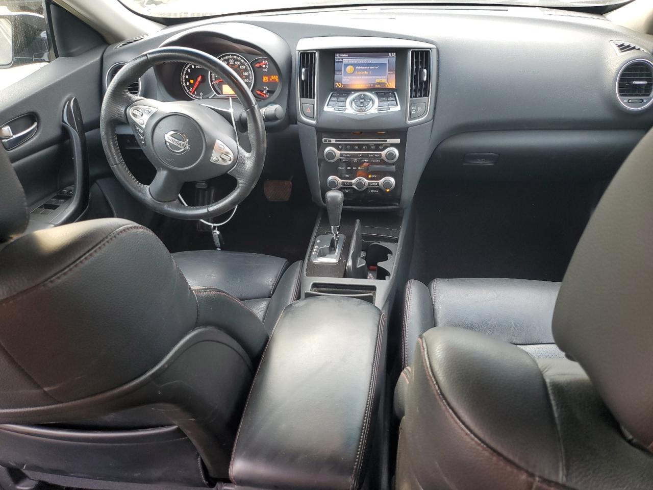 2009 Nissan Maxima - Image 8
