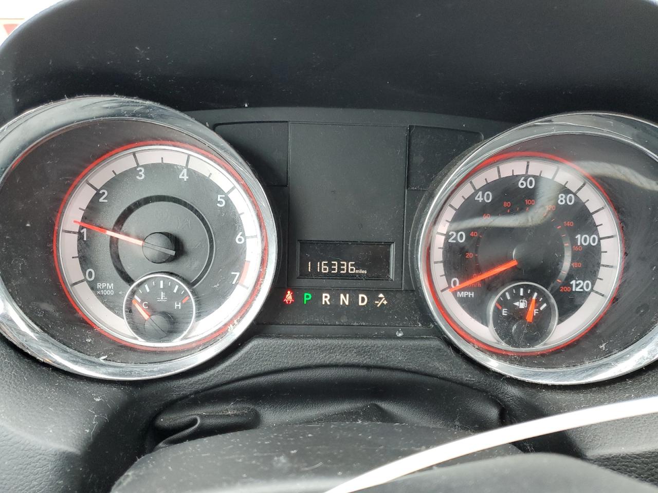 2017 Dodge Caravan - Image 9