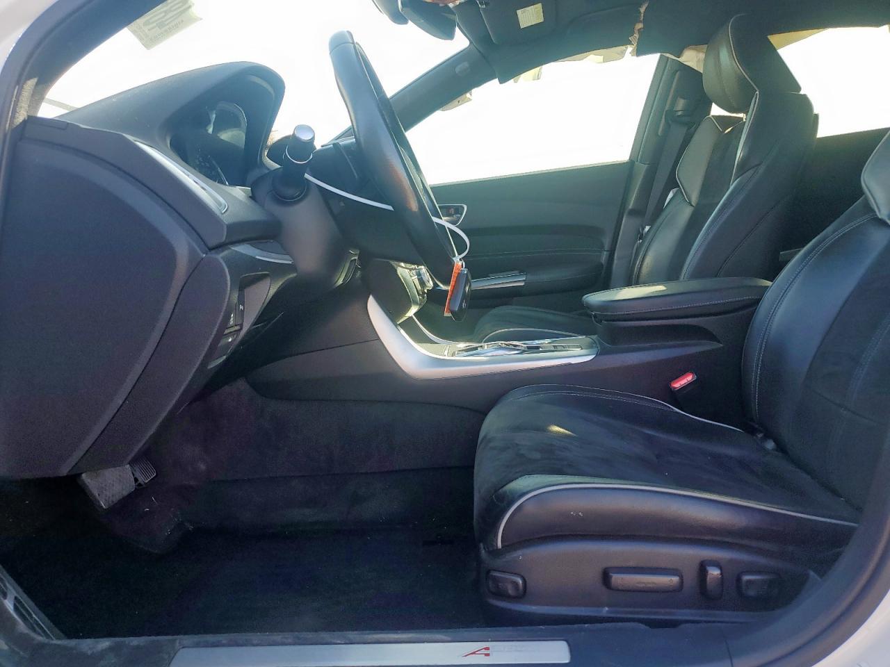 2018 Acura TLX - Image 7