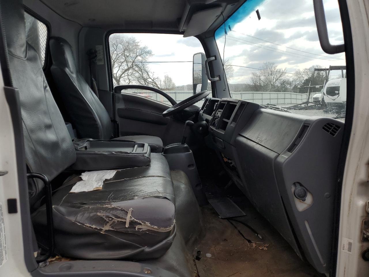 2016 Isuzu NPR - Image 5