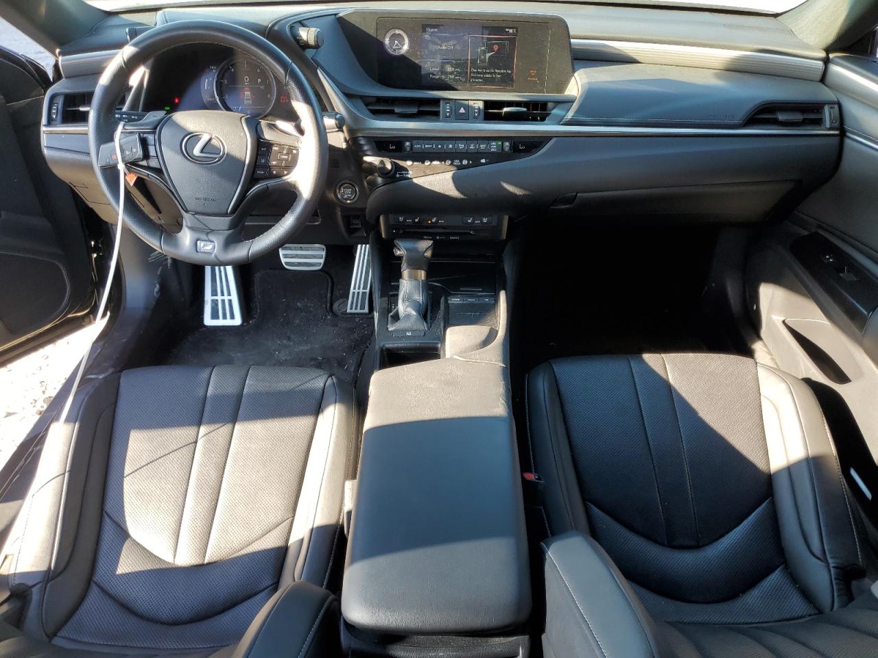 2019 Lexus ES - Image 8