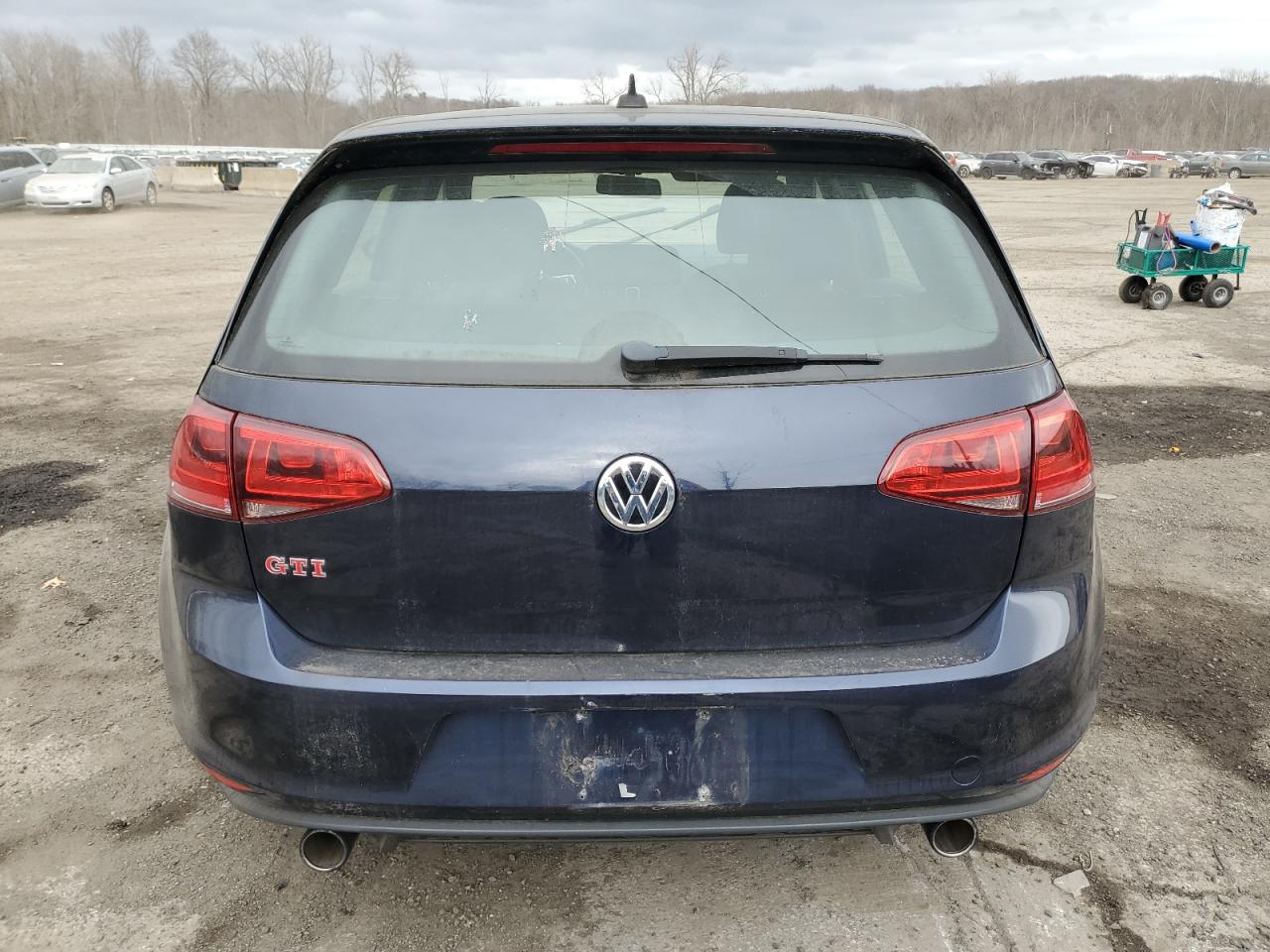 2017 Volkswagen GTI - Image 6