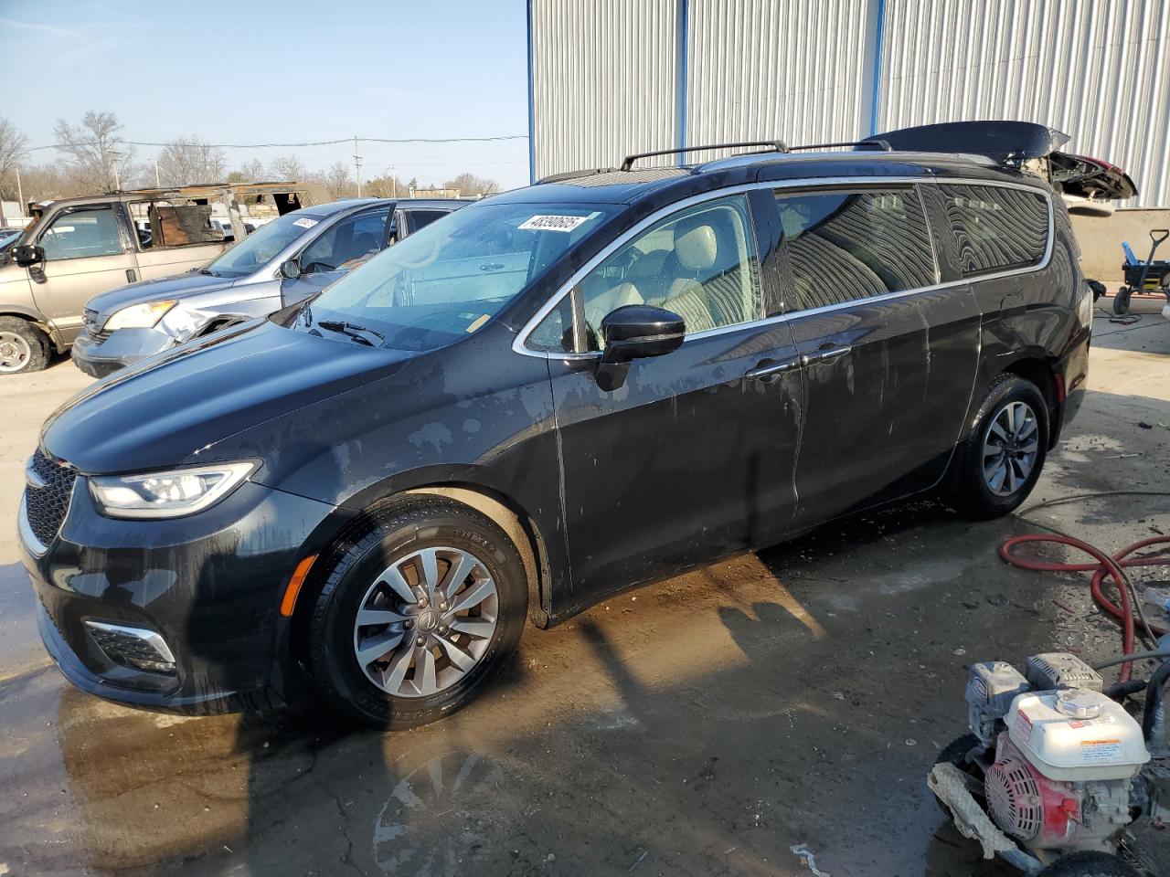 2021 Chrysler Pacifica - Image 1