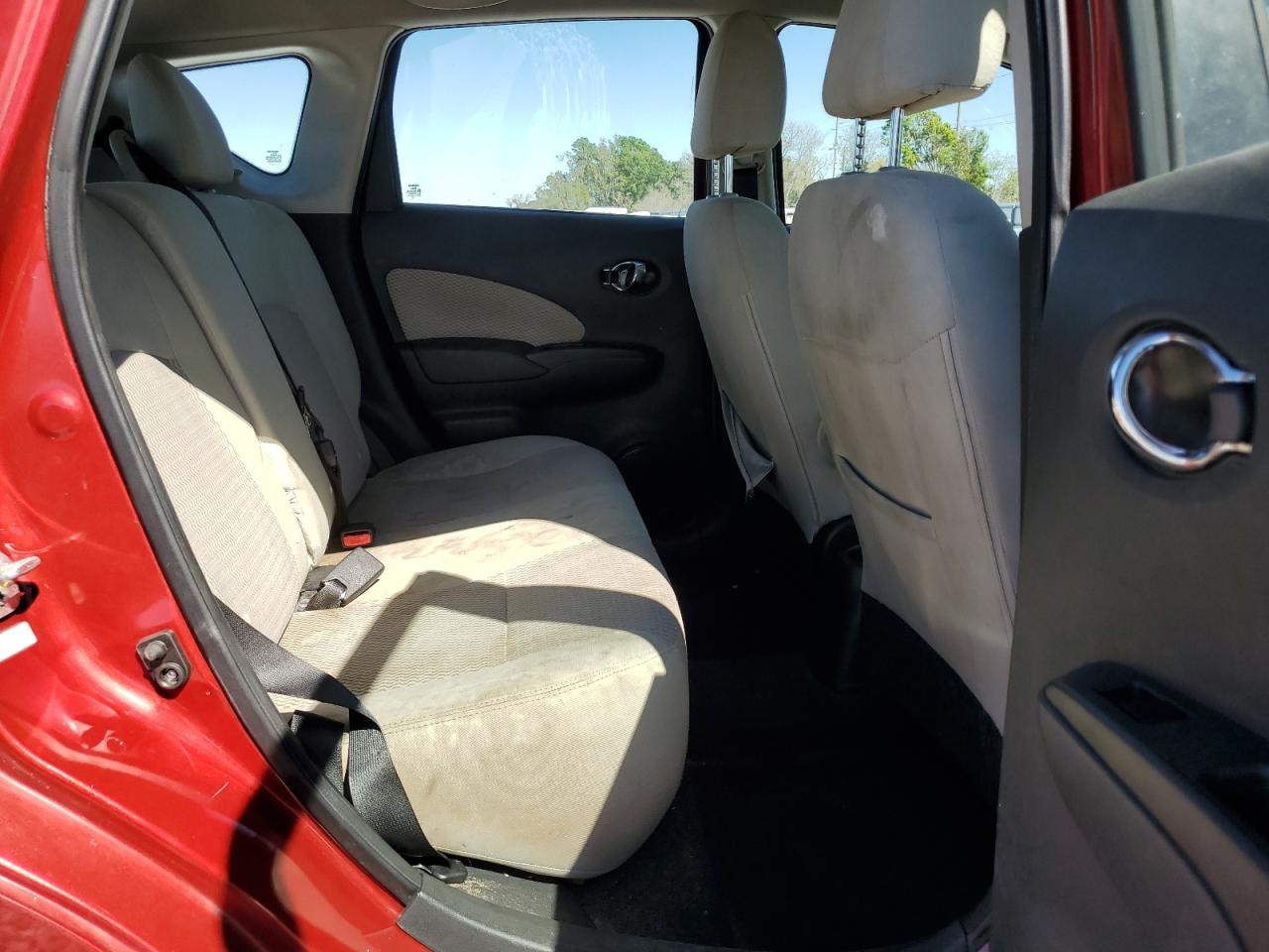 2015 Nissan Versa - Image 10