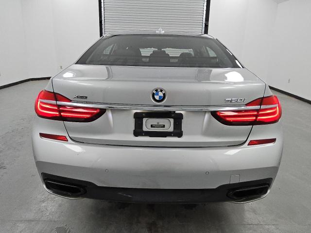  BMW 7 SERIES 2018 Srebrny