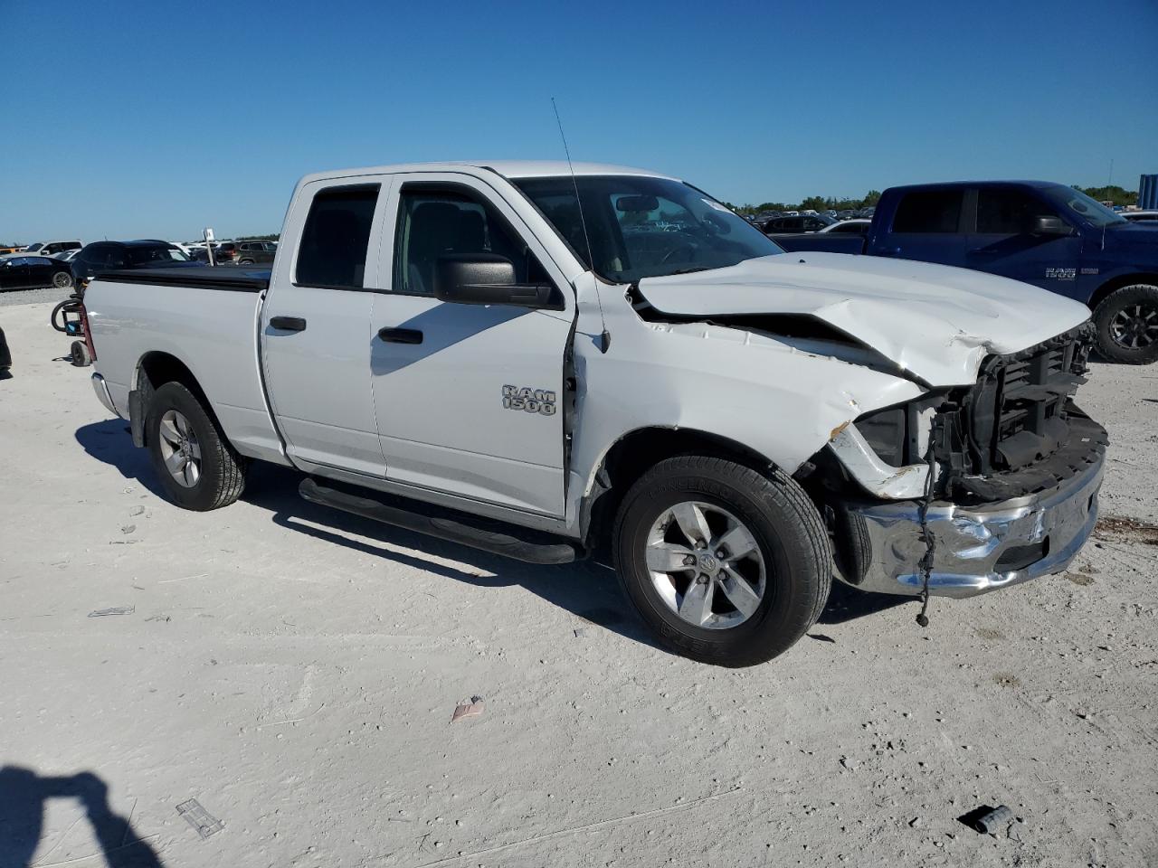 2017 RAM 1500 - Image 4