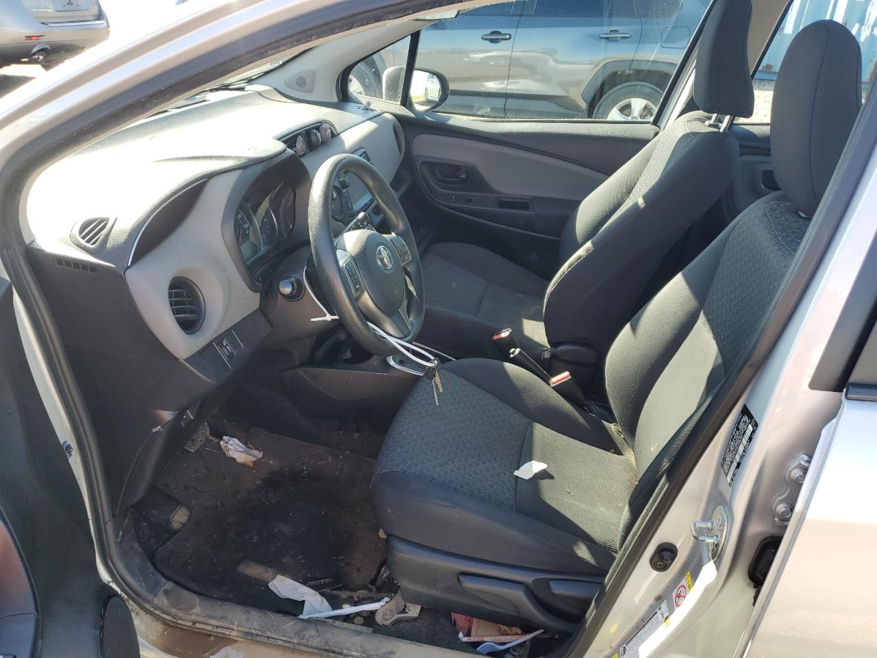 2017 Toyota Yaris - Image 7