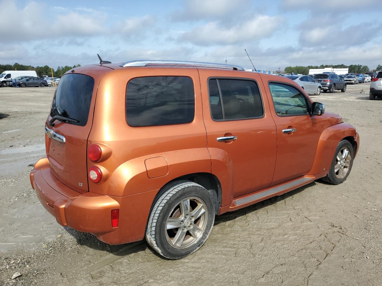 2008 Chevrolet HHR - Image 3