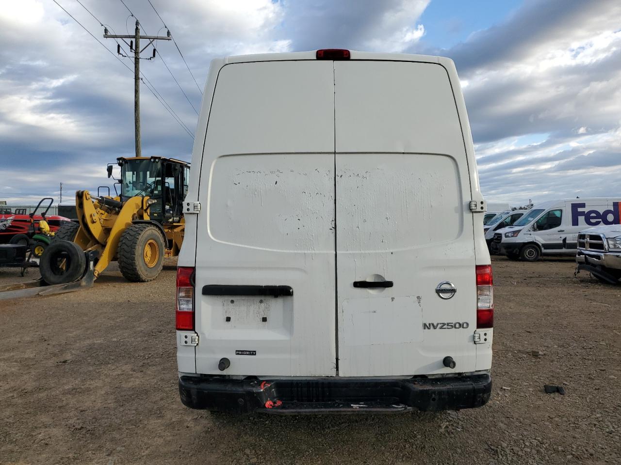 1N6BF0LY8HN803031 NISSAN NV 2017