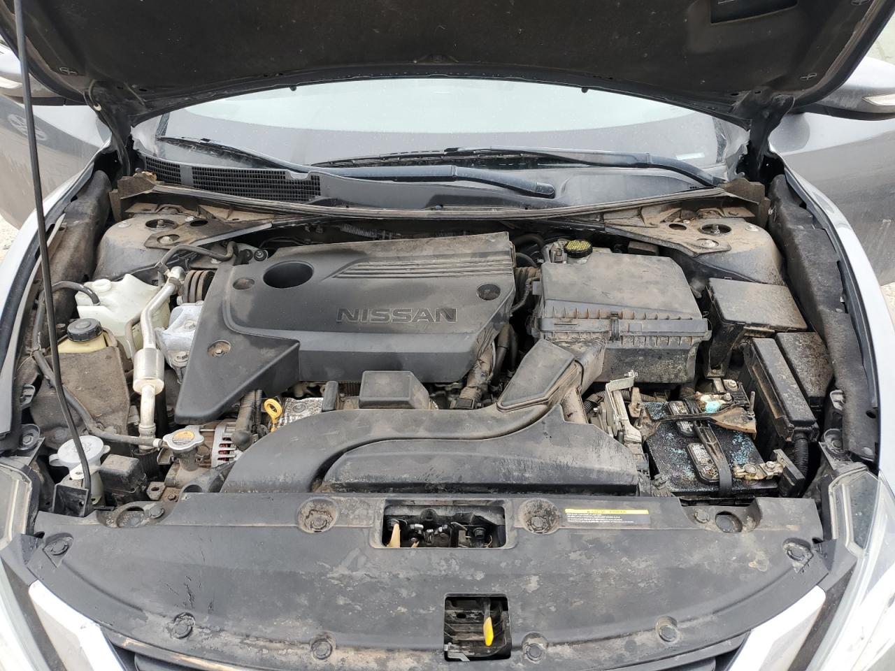 2018 Nissan Altima - Image 13