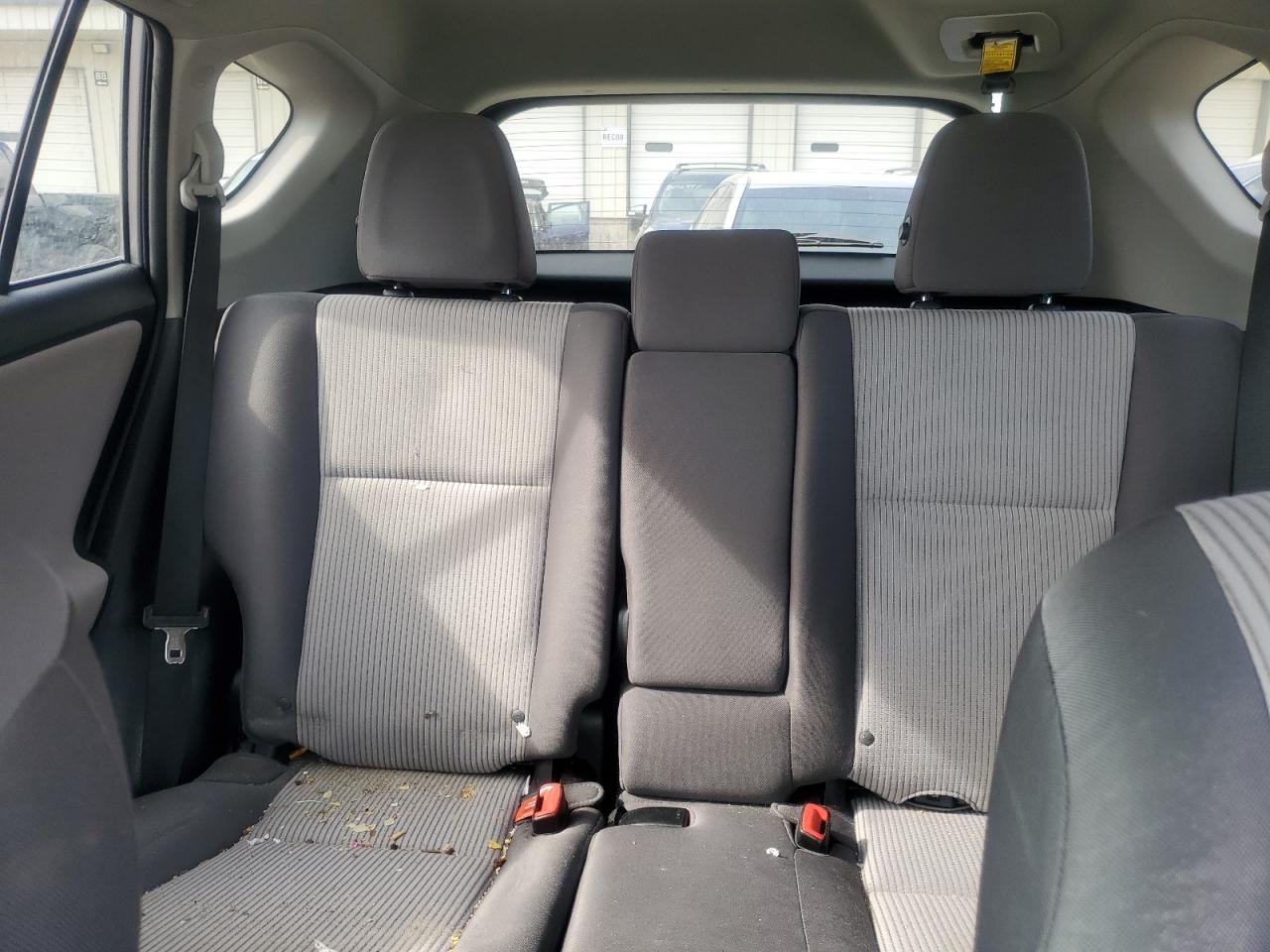 2014 Toyota RAV 4 - Image 10