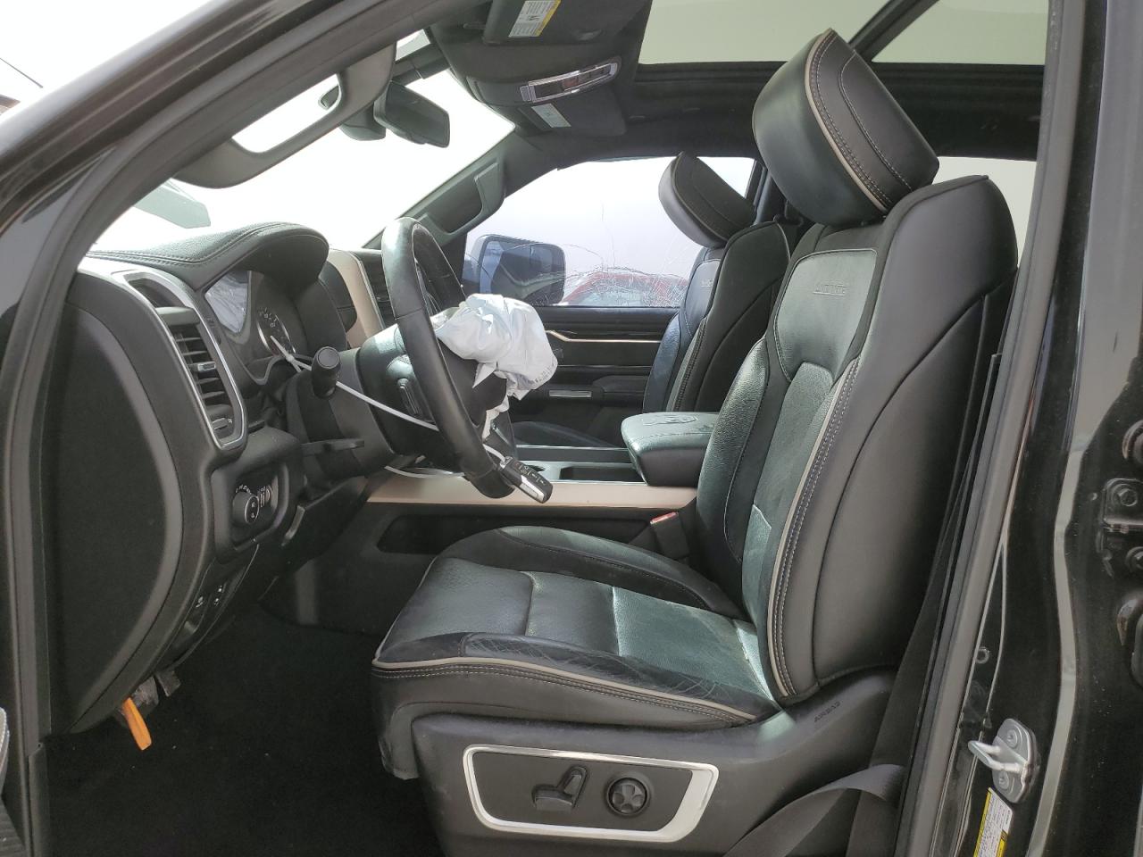 2019 RAM 1500 - Image 7