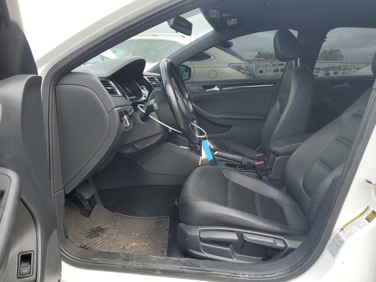 2018 Volkswagen Jetta - Image 7