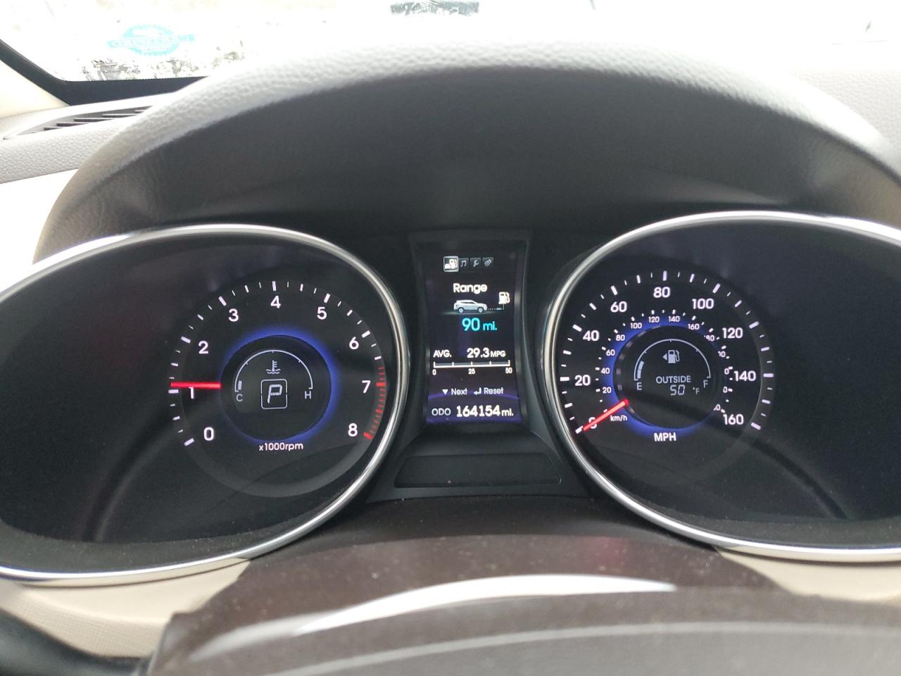 2014 Hyundai Santa Fe - Image 9