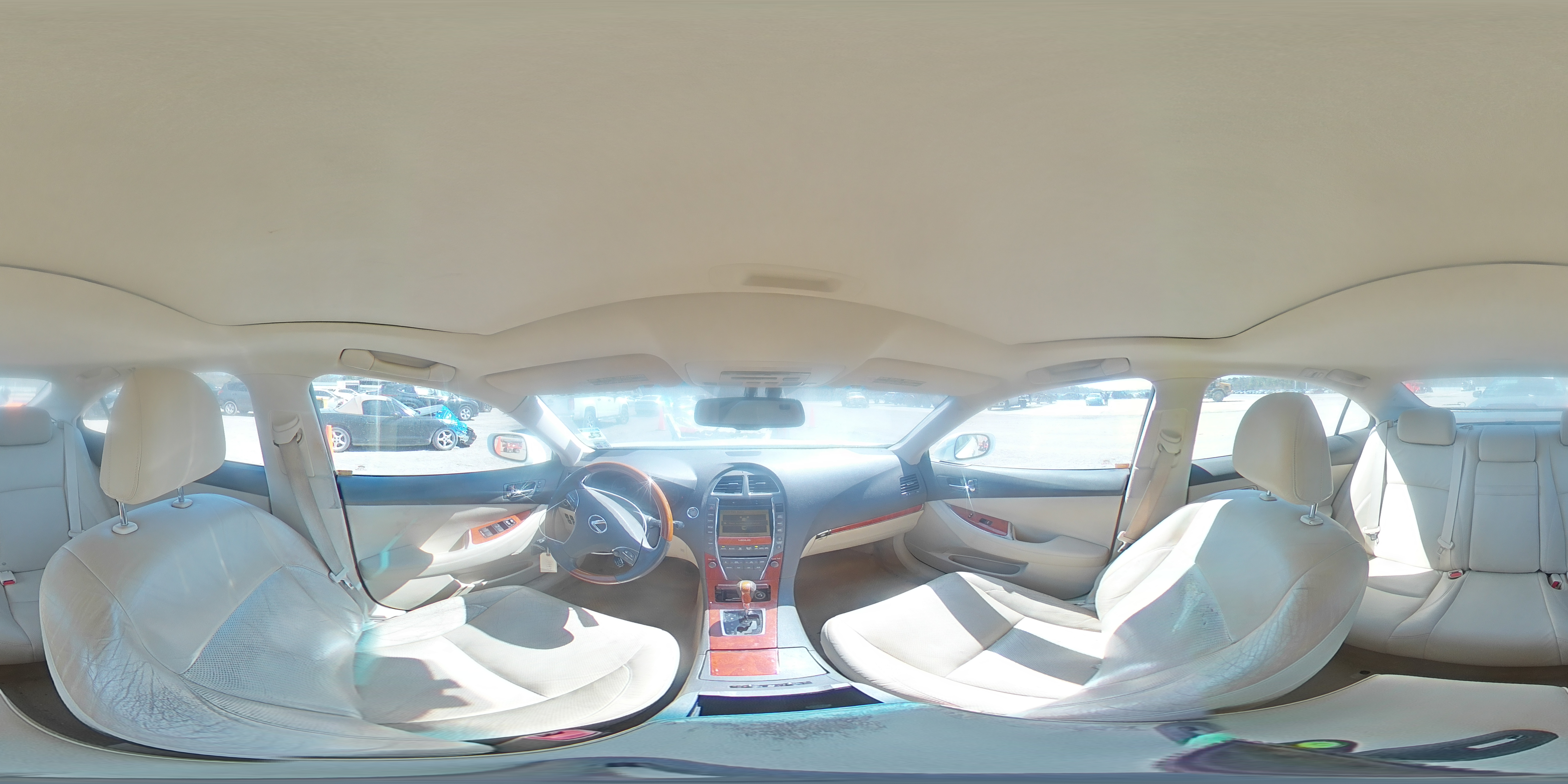 2010 Lexus ES - Image 12