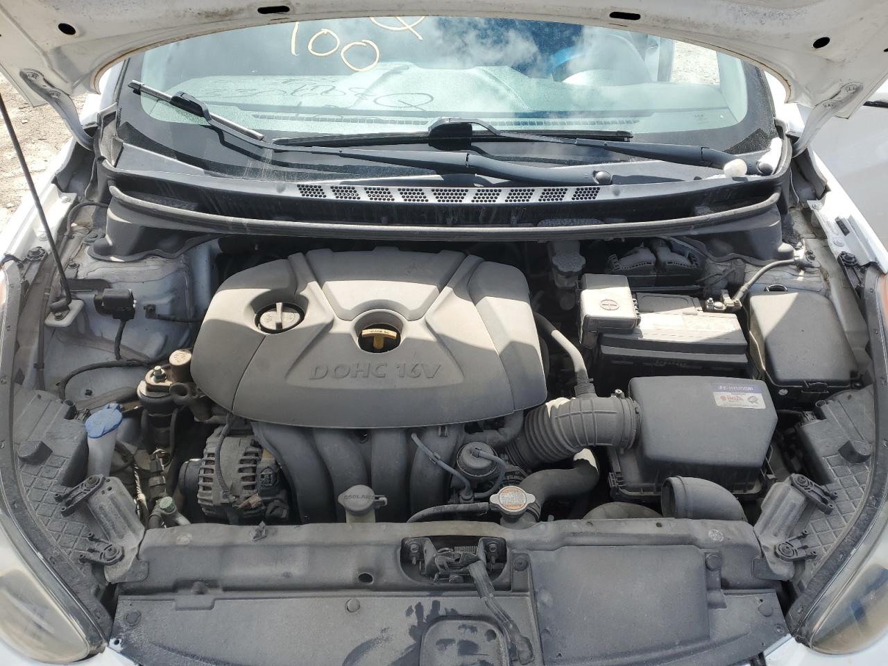 2013 Hyundai Elantra - Image 11