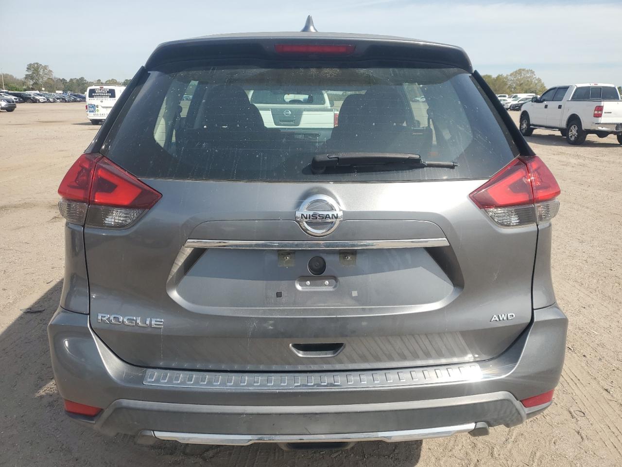 KNMAT2MV6JP542791 NISSAN ROGUE 2018