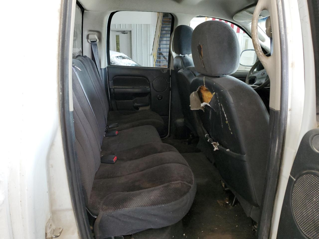 2003 Dodge RAM - Image 10
