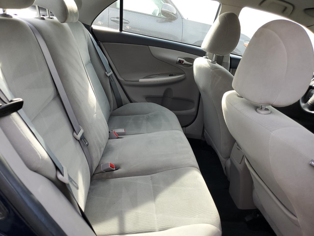 2011 Toyota Corolla - Image 10