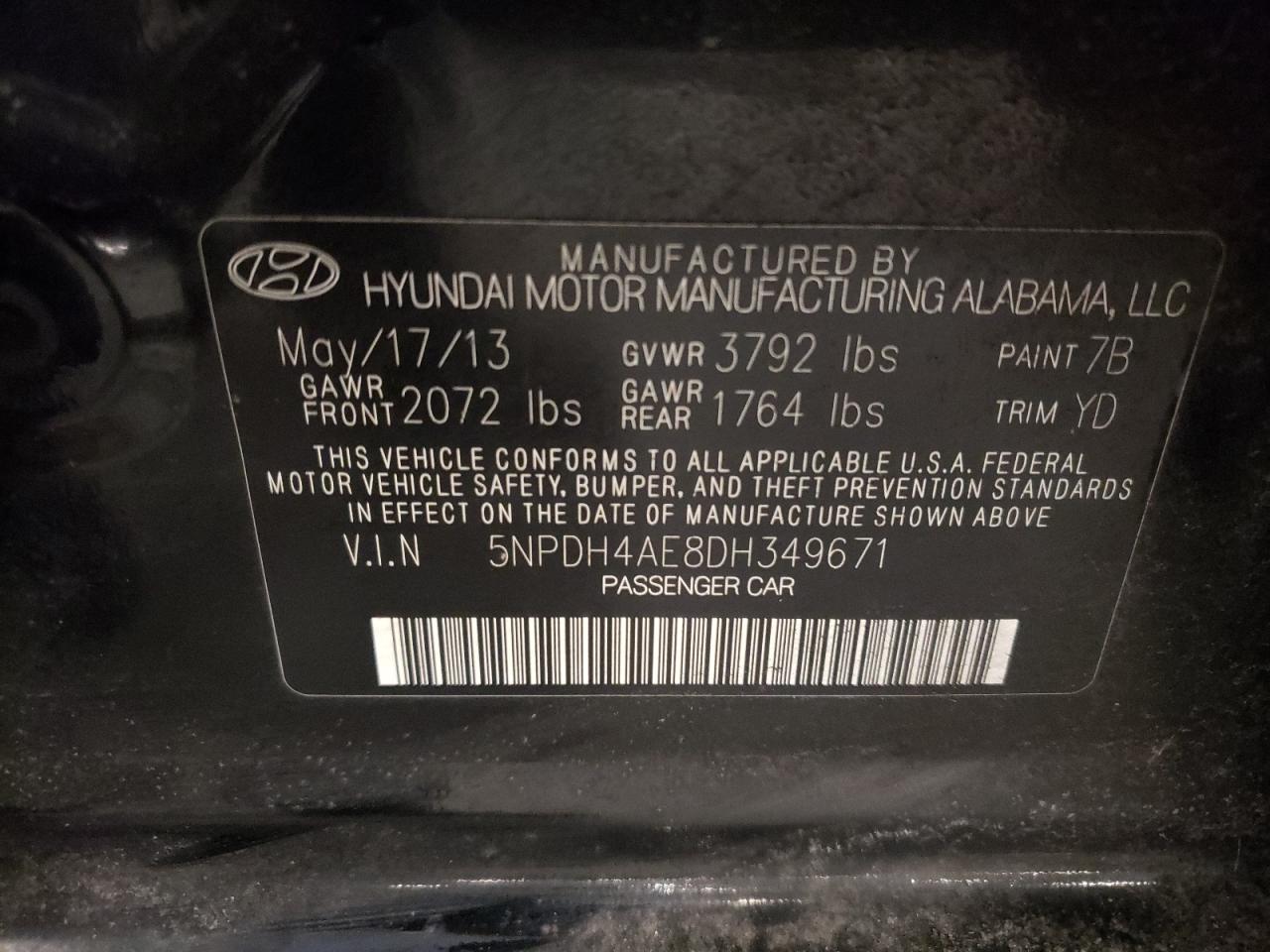 2013 Hyundai Elantra - Image 12