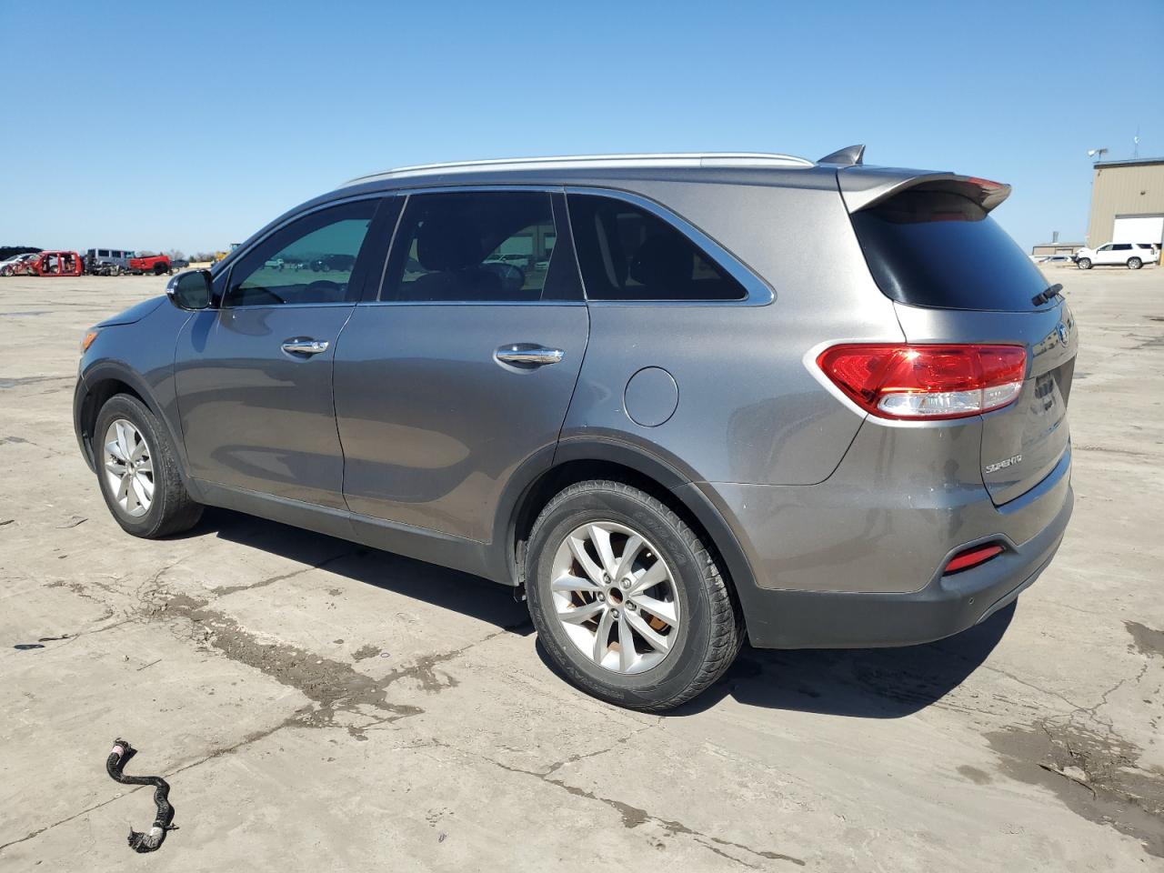 2016 Kia Sorento - Image 2