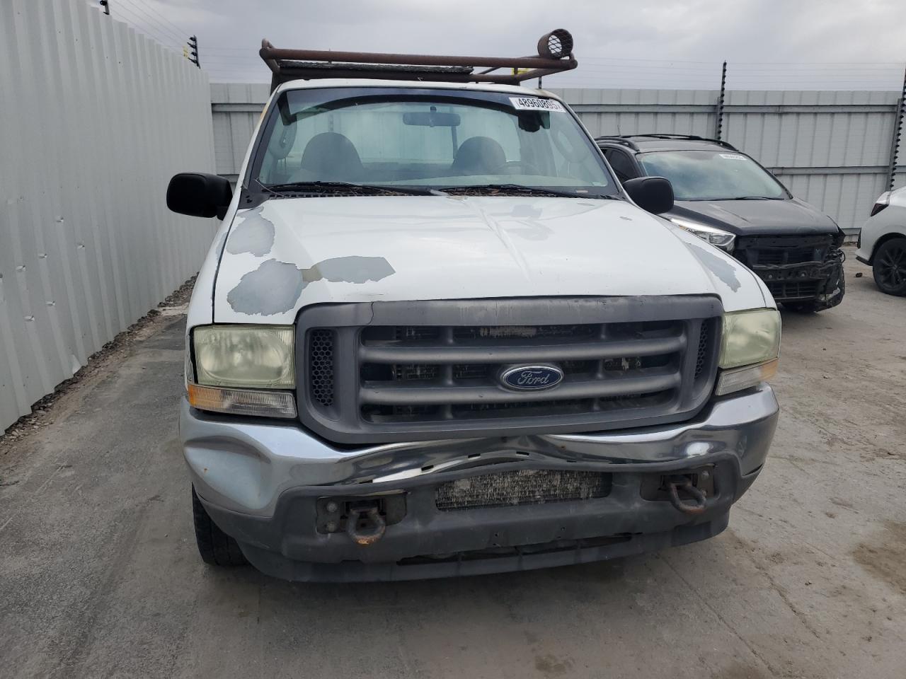 2004 Ford F250 - Image 5