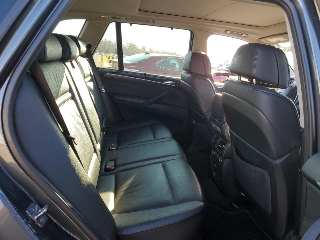 2012 BMW X5 - Image 11