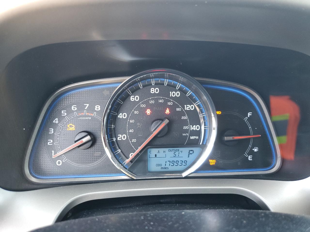 2015 Toyota RAV 4 - Image 9