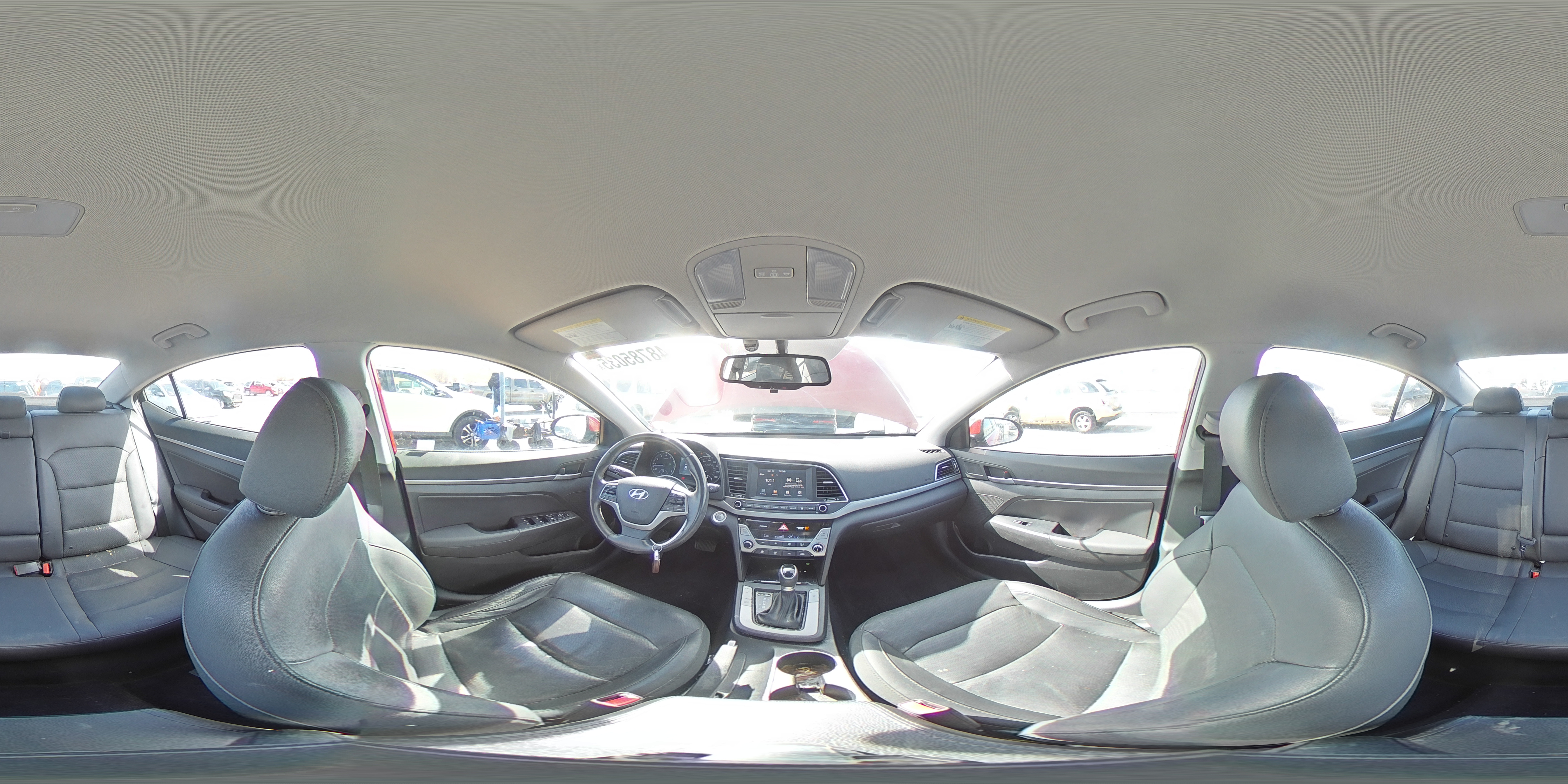 2017 Hyundai Elantra - Image 14