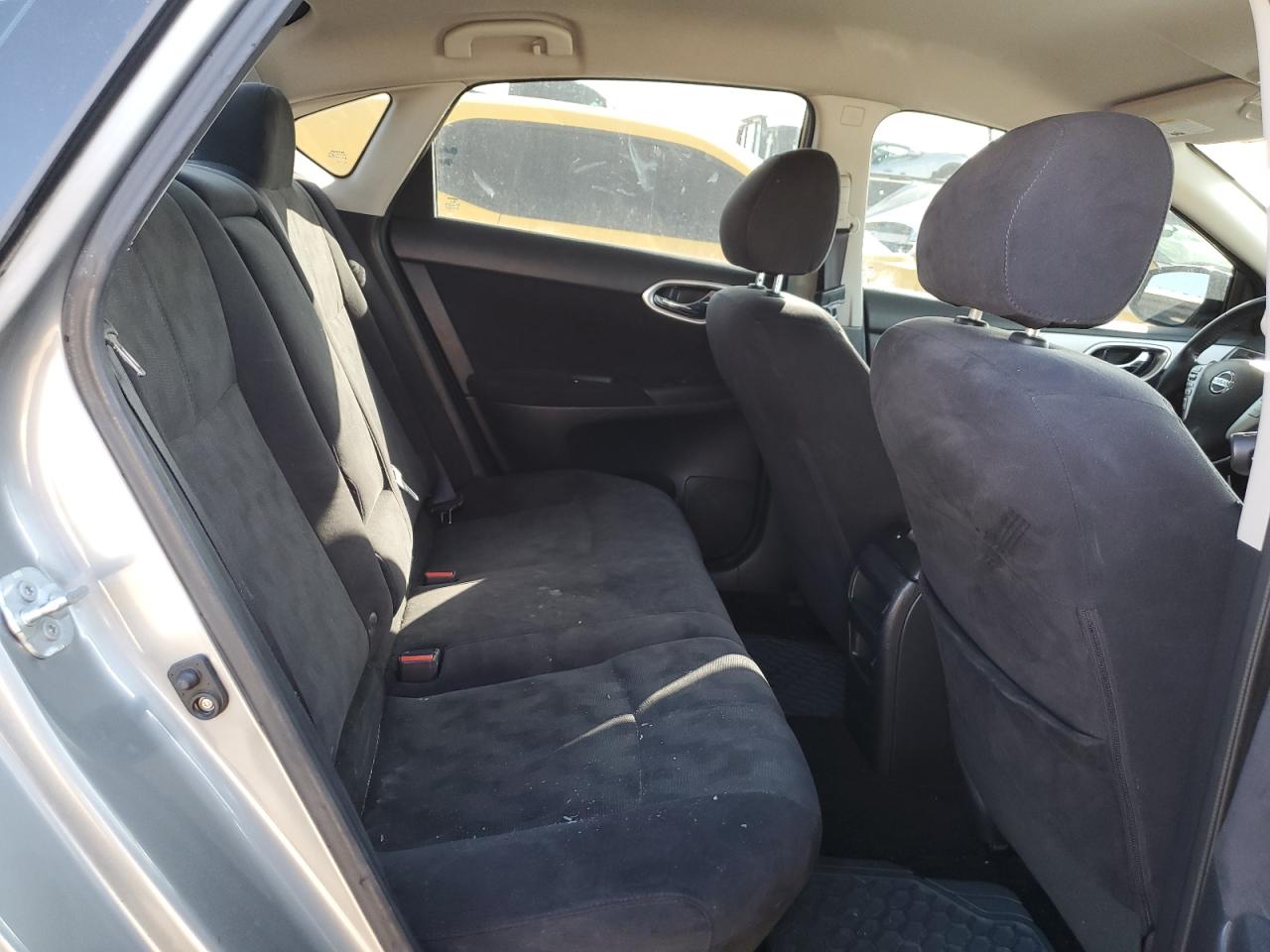 2013 Nissan Sentra - Image 10