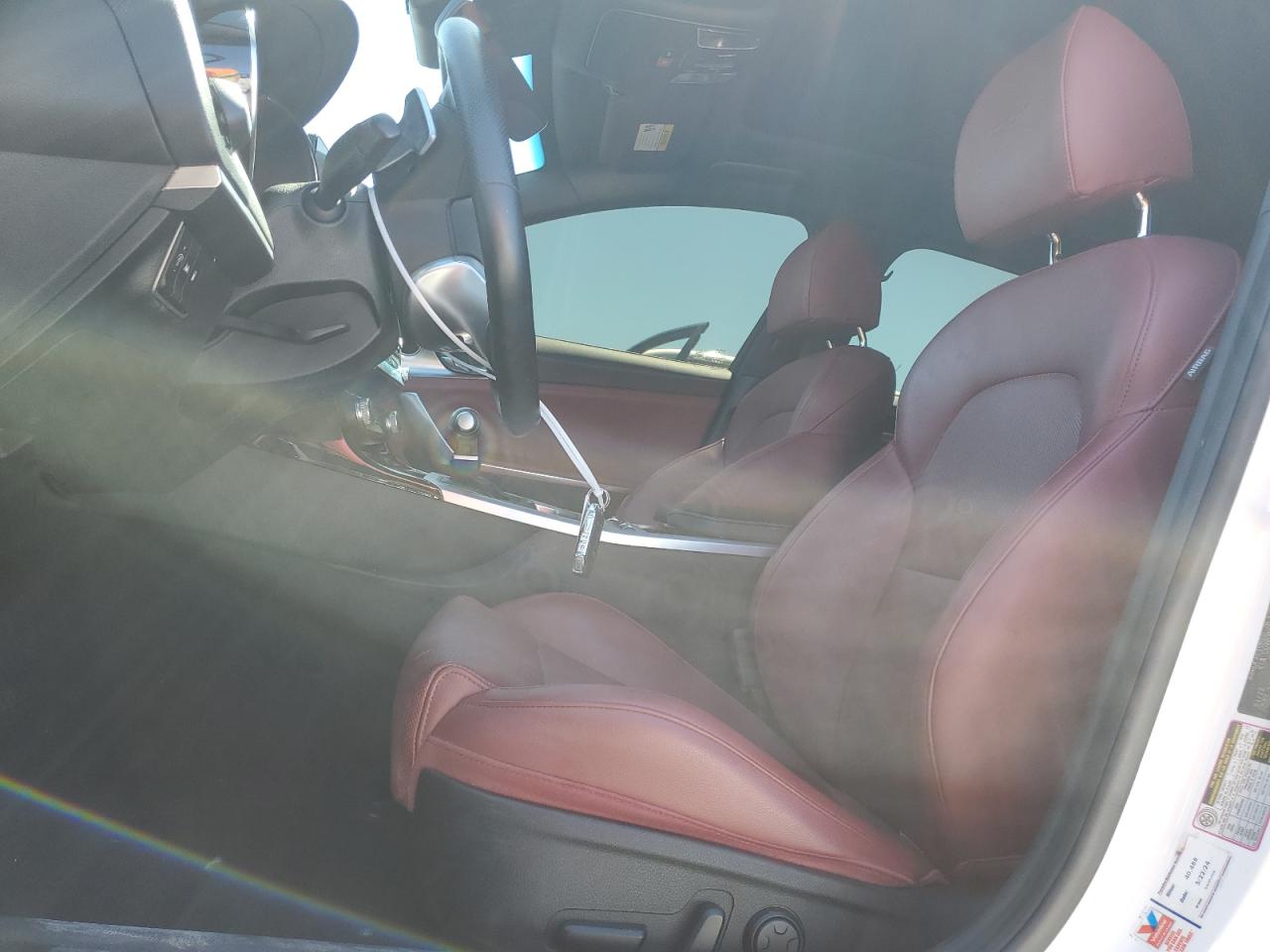 2022 Kia Stinger - Image 7