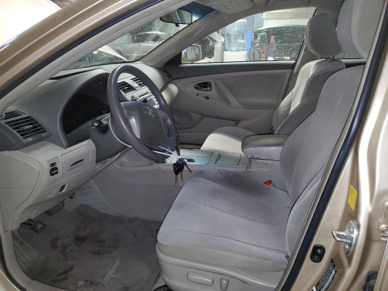 2011 Toyota Camry - Image 7