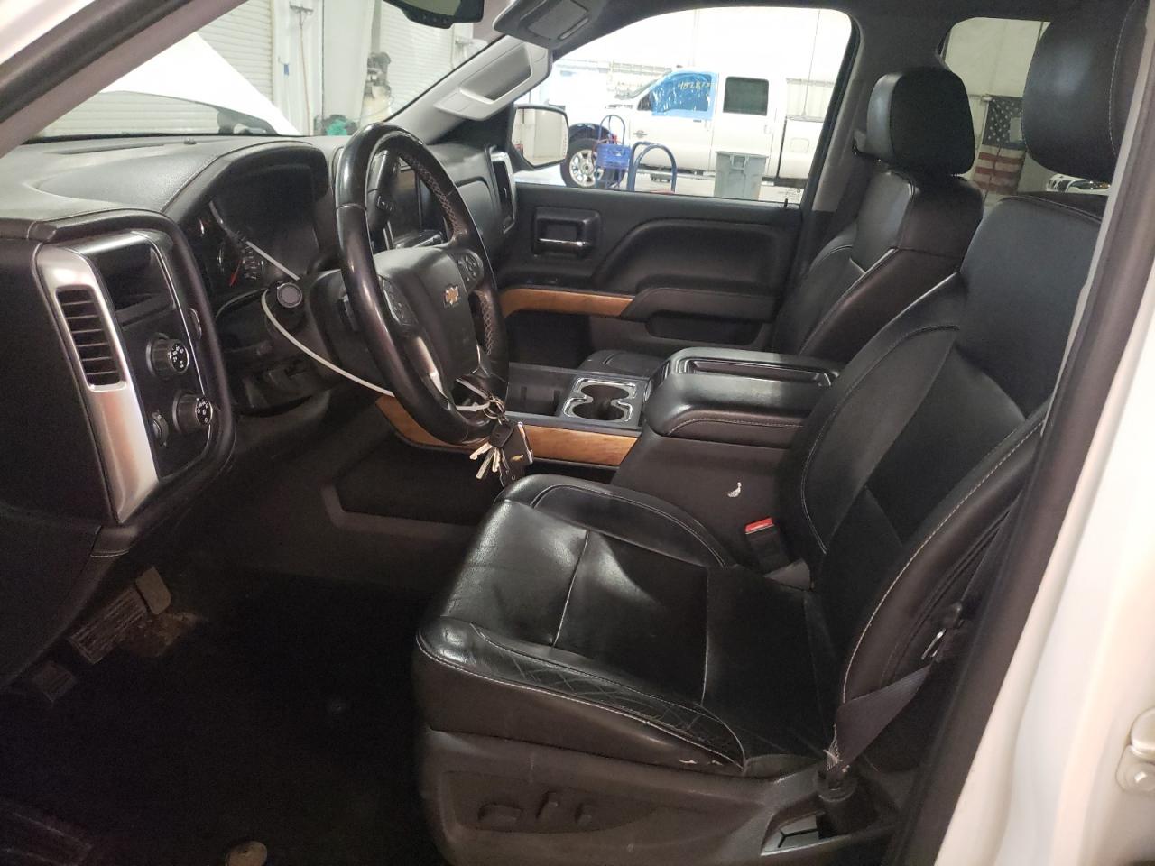 2014 Chevrolet Silverado - Image 7