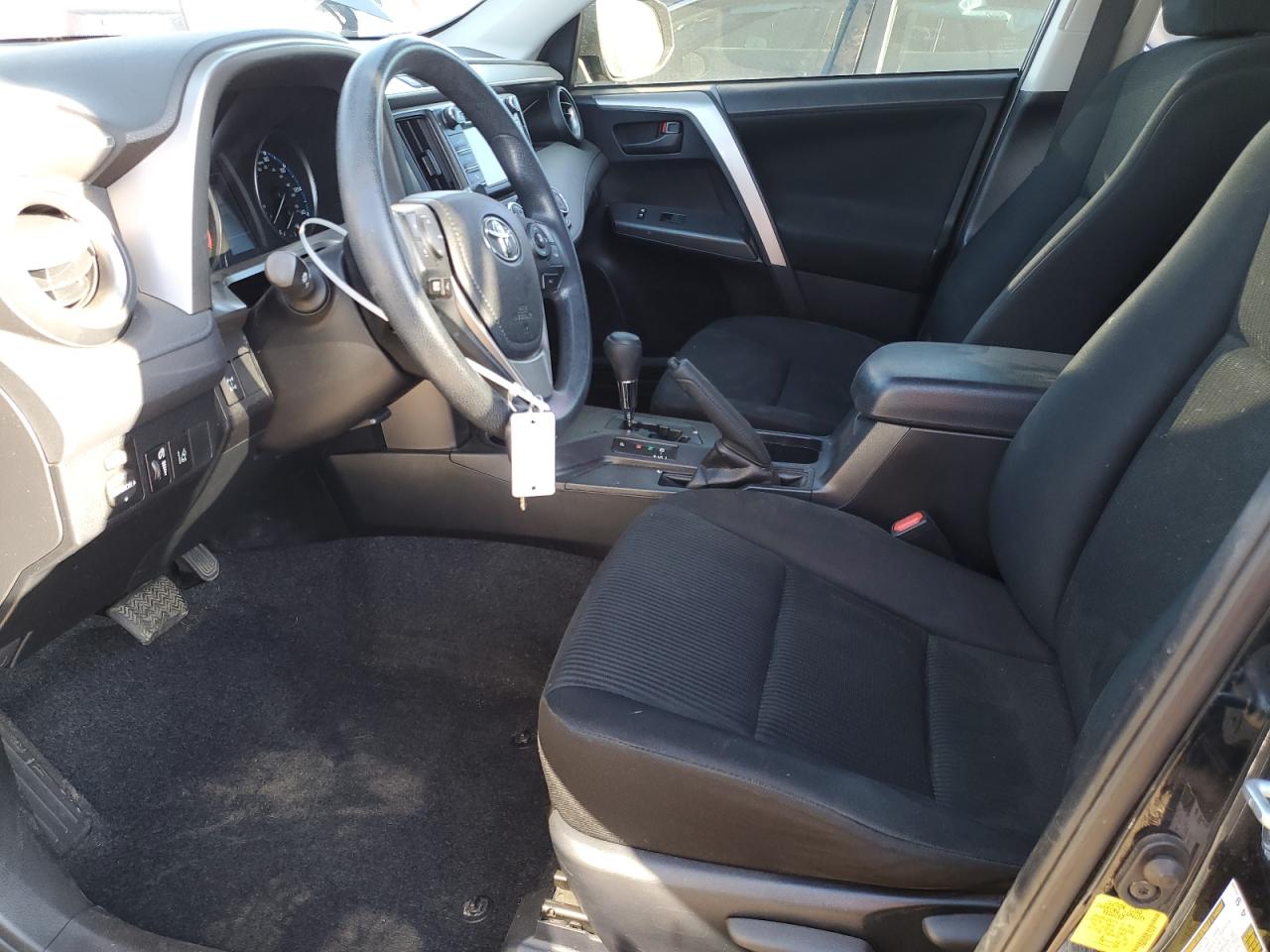 2017 Toyota RAV 4 - Image 7