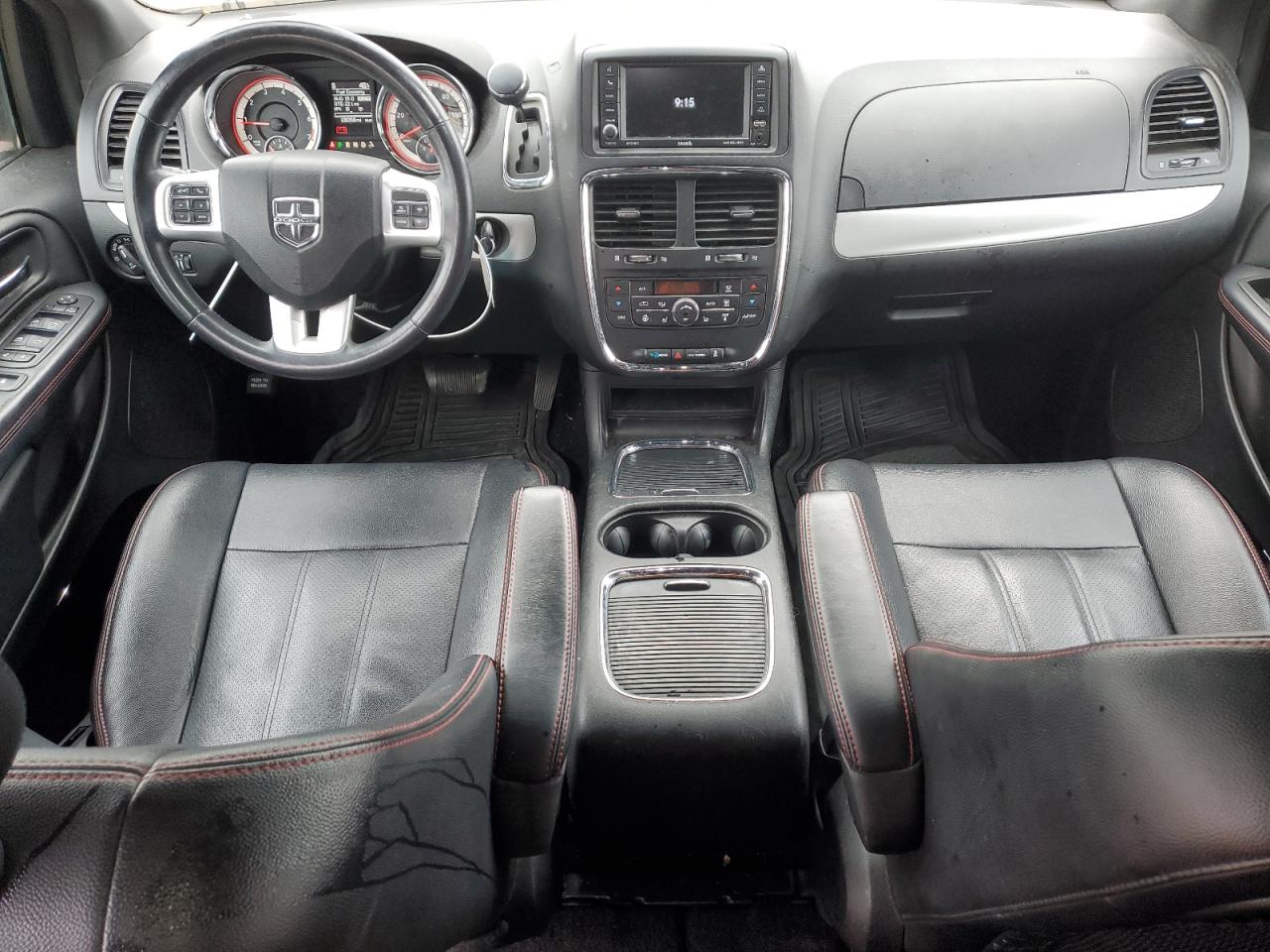 2019 Dodge Caravan - Image 8