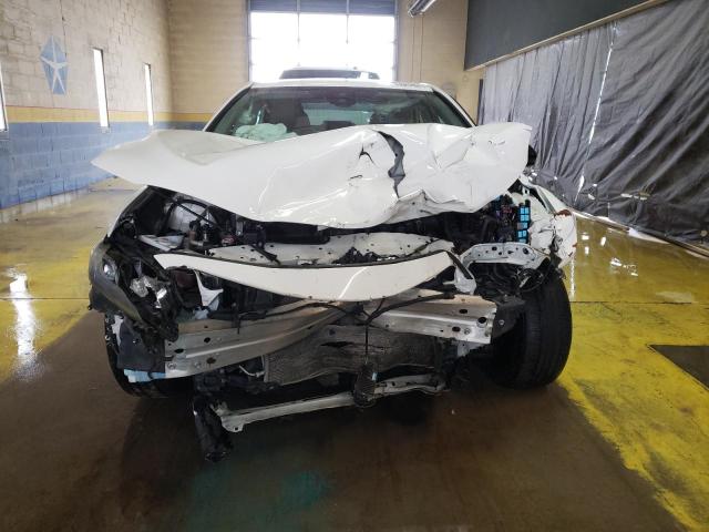  TOYOTA CAMRY 2021 White