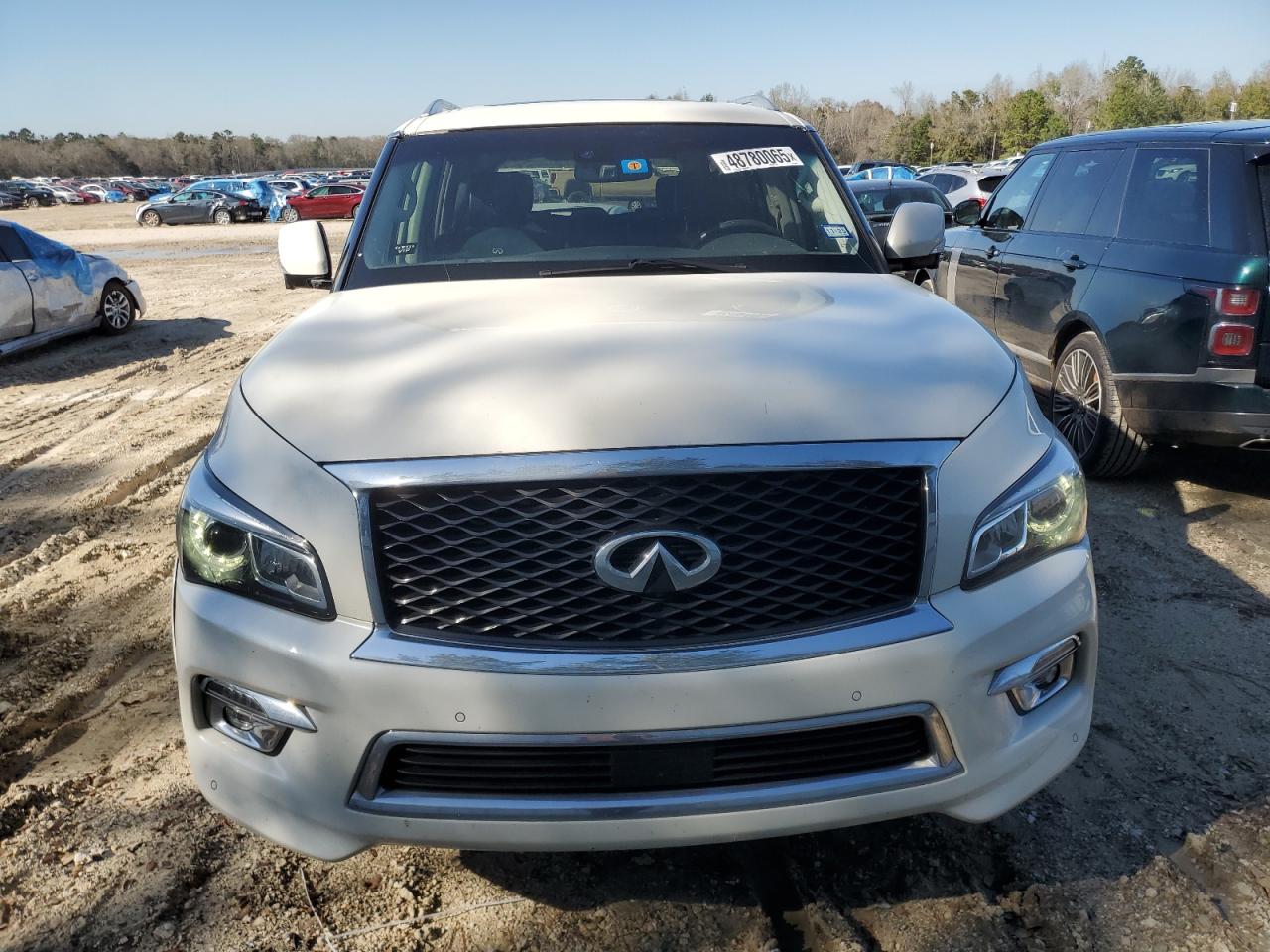 2017 Infiniti QX80 - Image 5