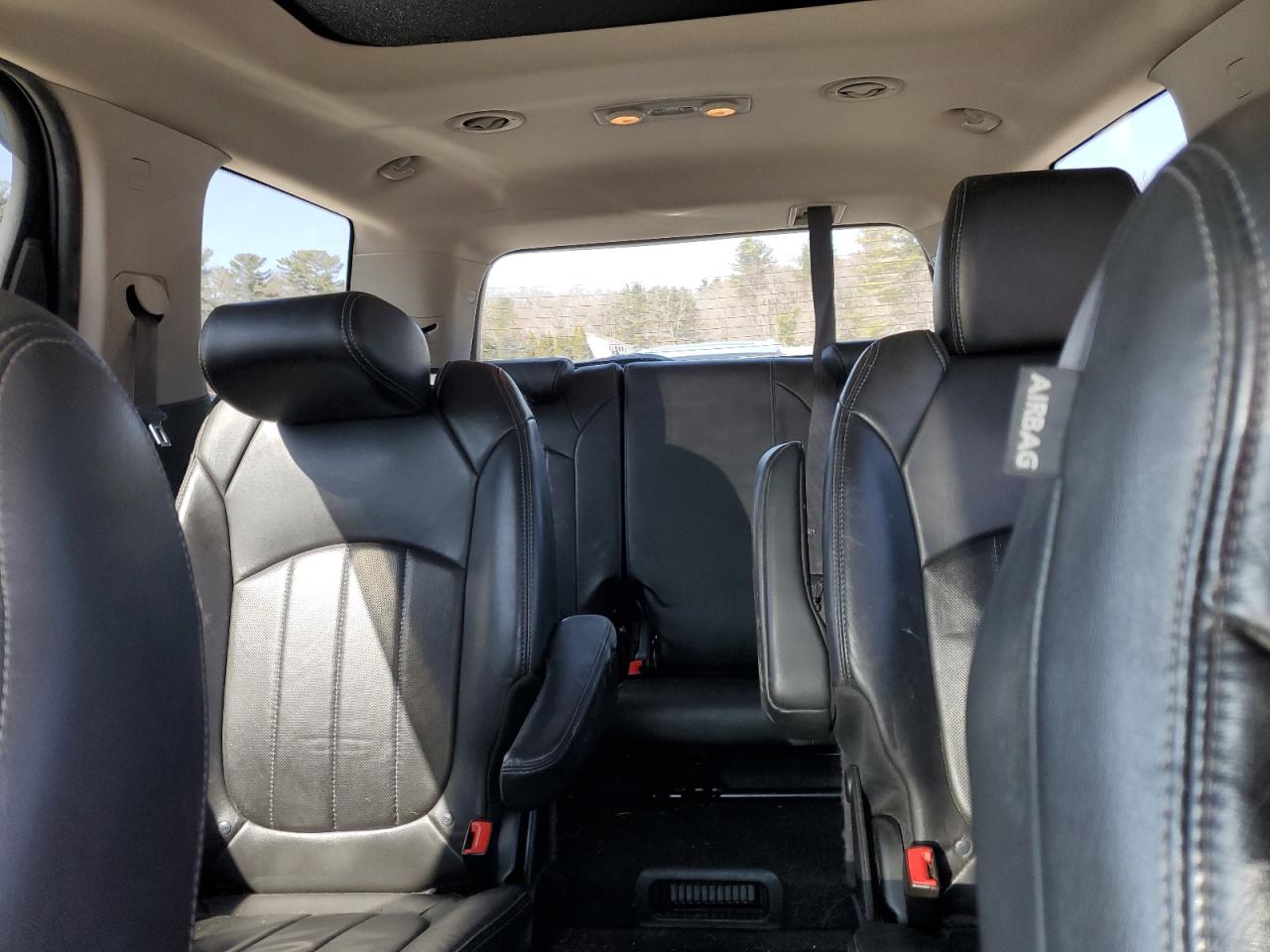 2014 GMC Acadia - Image 10