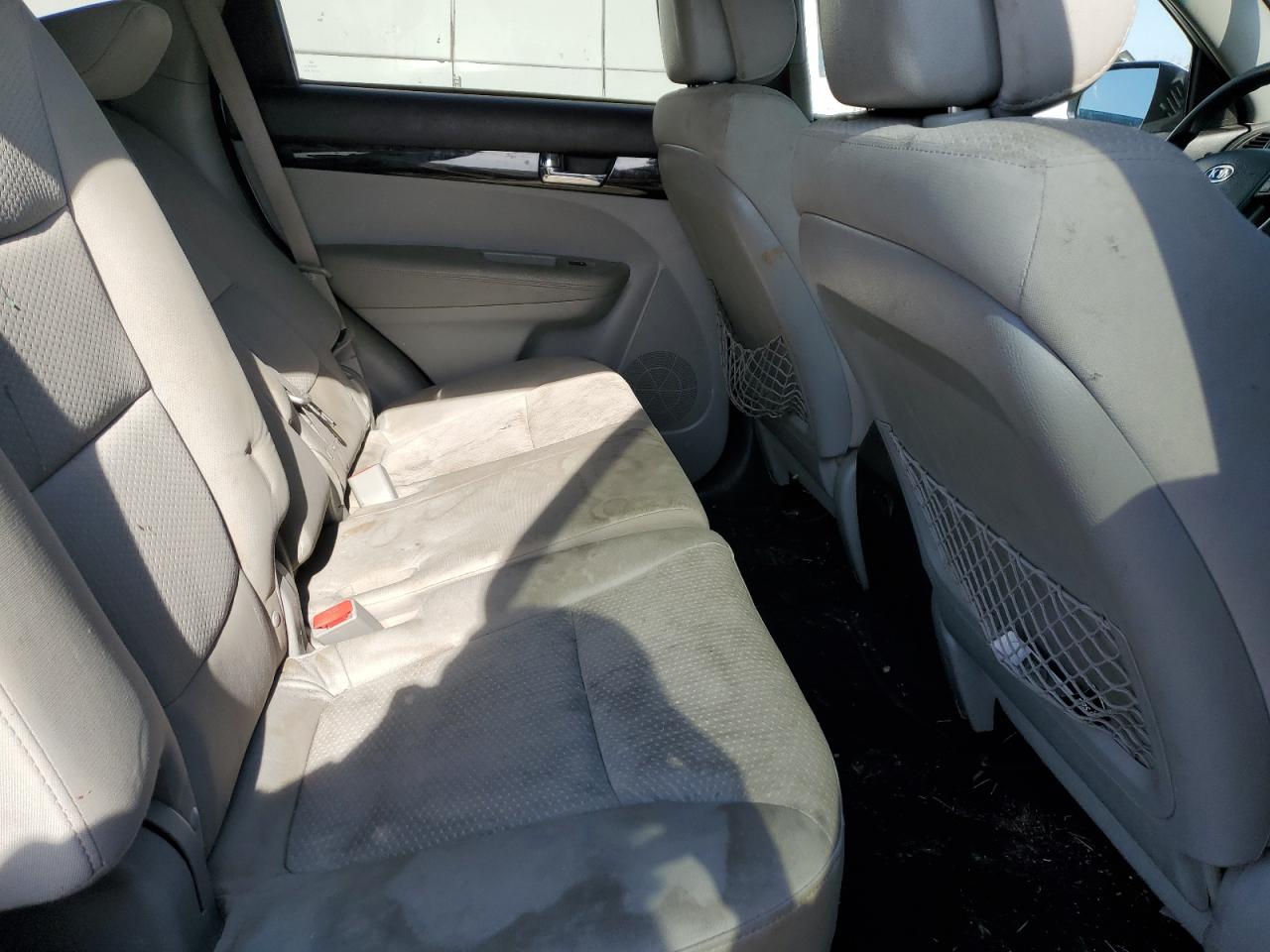 2013 Kia Sorento - Image 11