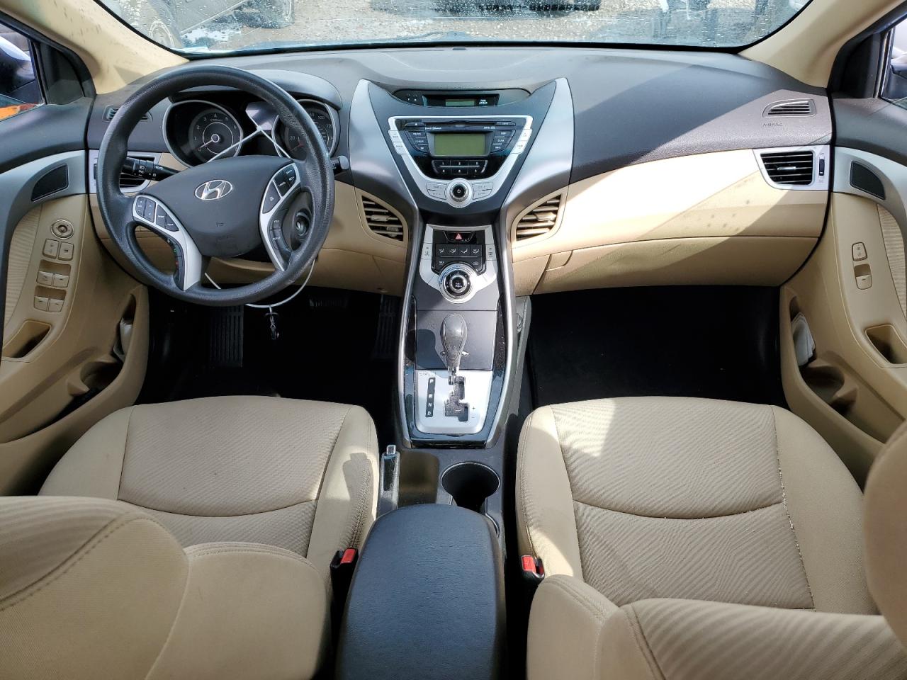 2012 Hyundai Elantra - Image 8