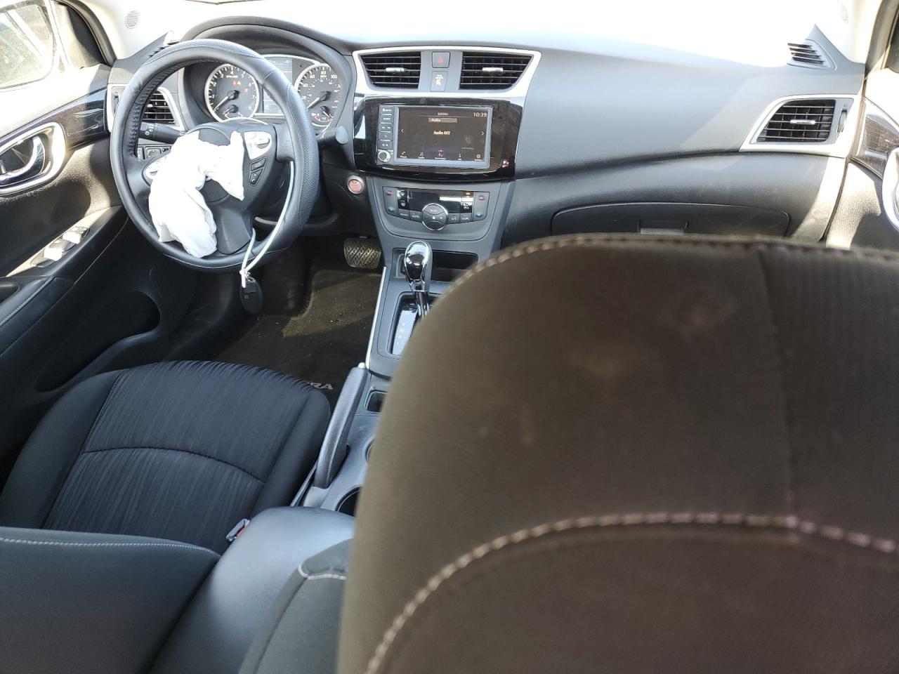 2019 Nissan Sentra - Image 8