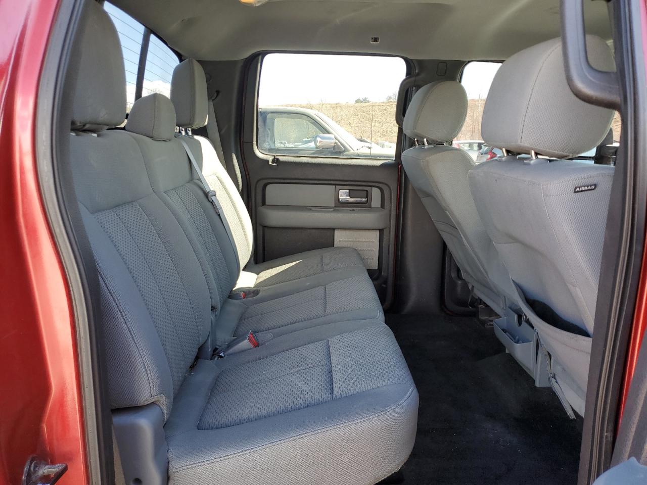 2014 Ford F-150 - Image 10