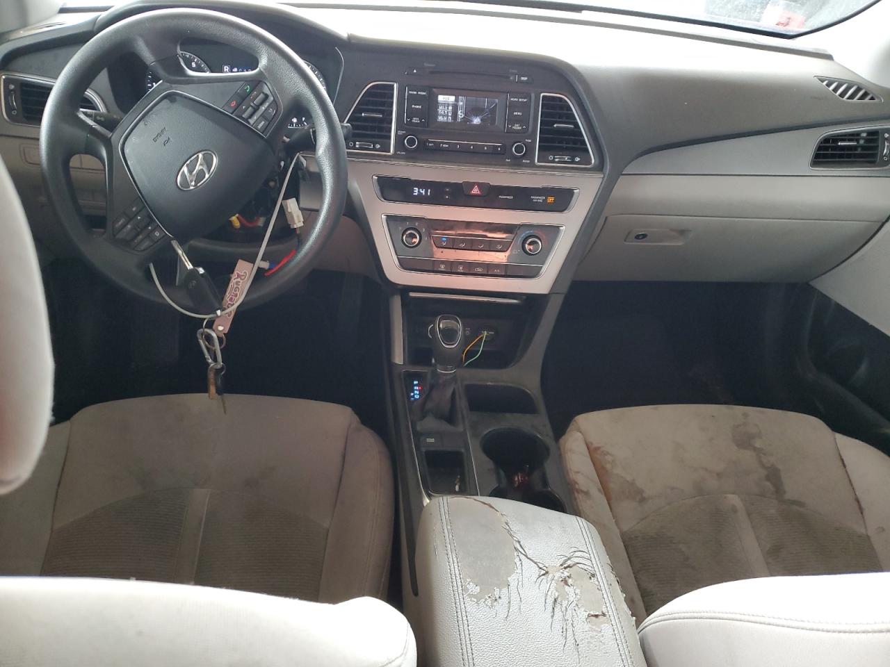 2017 Hyundai Sonata - Image 8