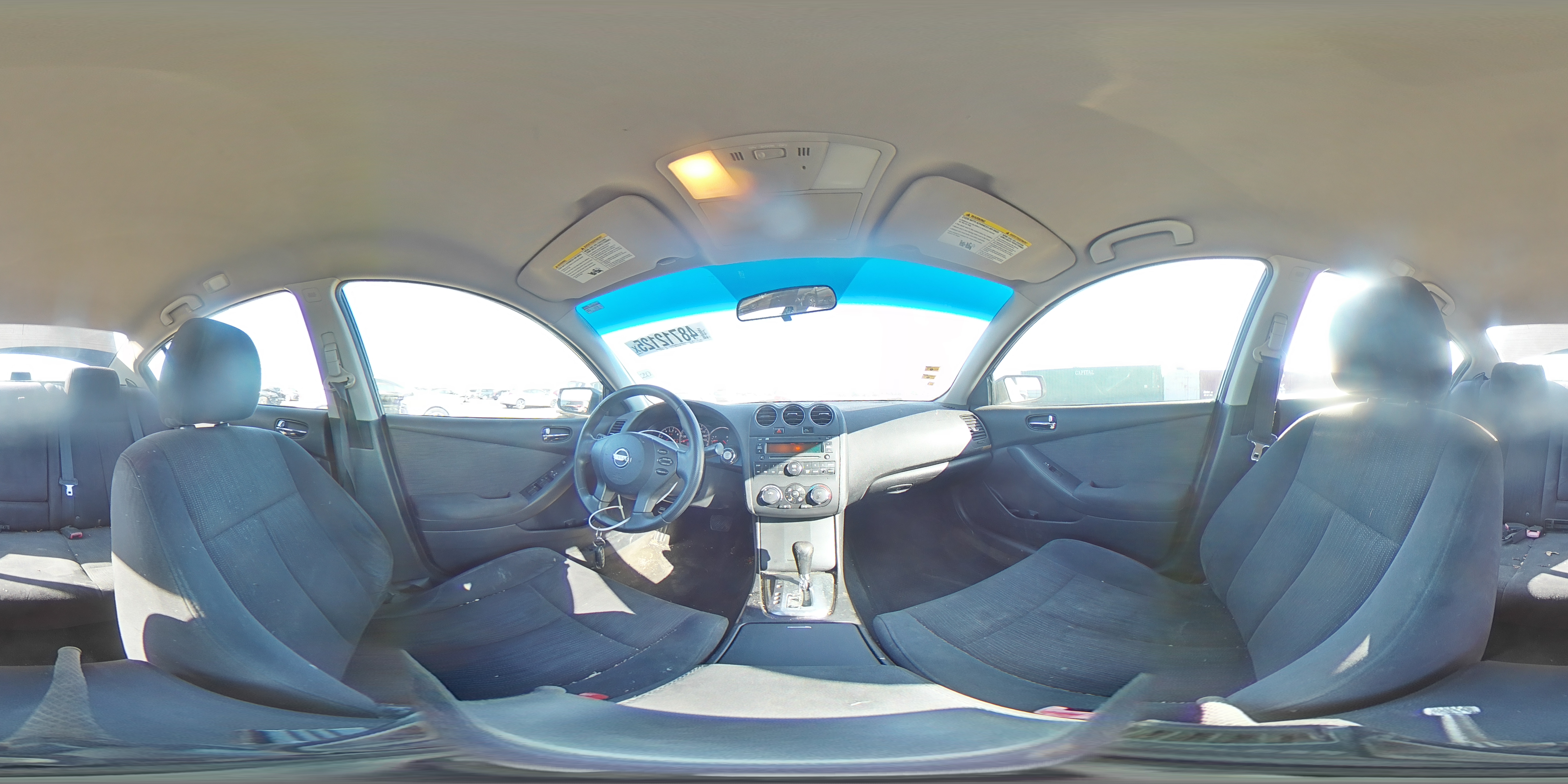 2010 Nissan Altima - Image 12
