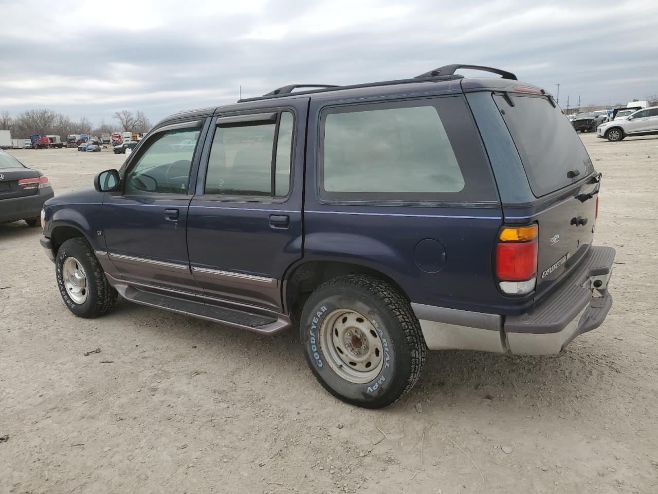 1996 Ford Explorer - Image 2